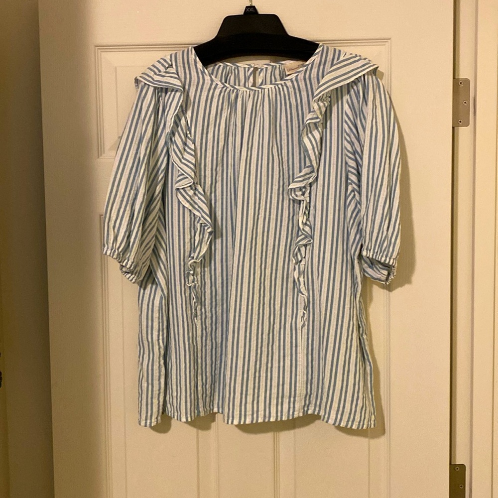 Universal Thread Women’s Short Sleeve Blouse Size XXL Blue & White Stripe